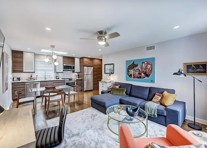 The Home Collection Clt: 510 Queens Charlotte