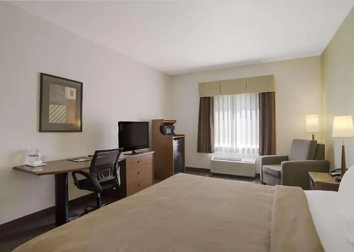Quality Inn & Suites Chambersburg Northeast