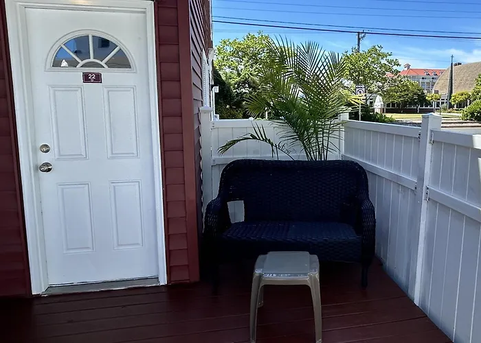 The Burgundy Inn Hotel And Apartments Ocean City