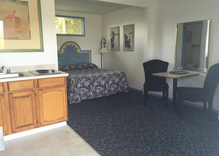 Ocean Avenue Inn Westport