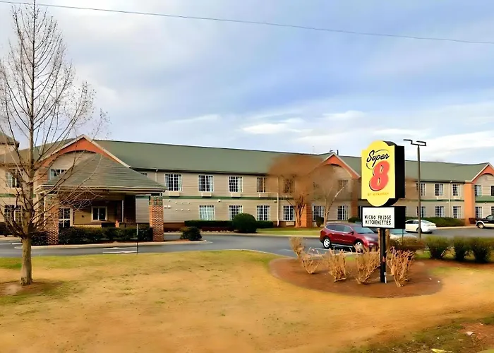 Super 8 By Wyndham Smithfield-Selma Hotel