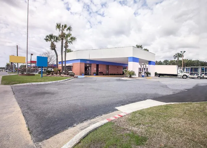 Oyo Hotel Lake Park-Valdosta I-75