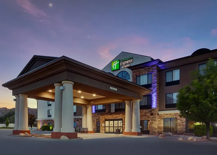 Holiday Inn Express & Suites Richfield By Ihg