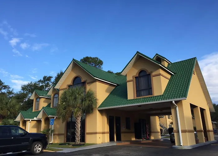 Howard Johnson By Wyndham Dothan