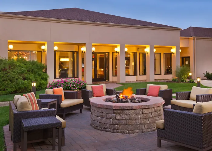 Courtyard By Marriott Mt. Laurel Hotel Mount Laurel