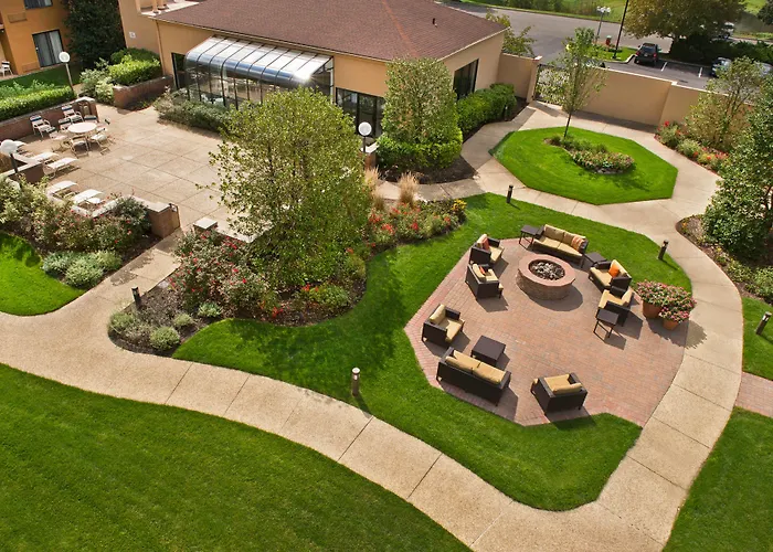 Courtyard By Marriott Mt. Laurel Hotel Mount Laurel