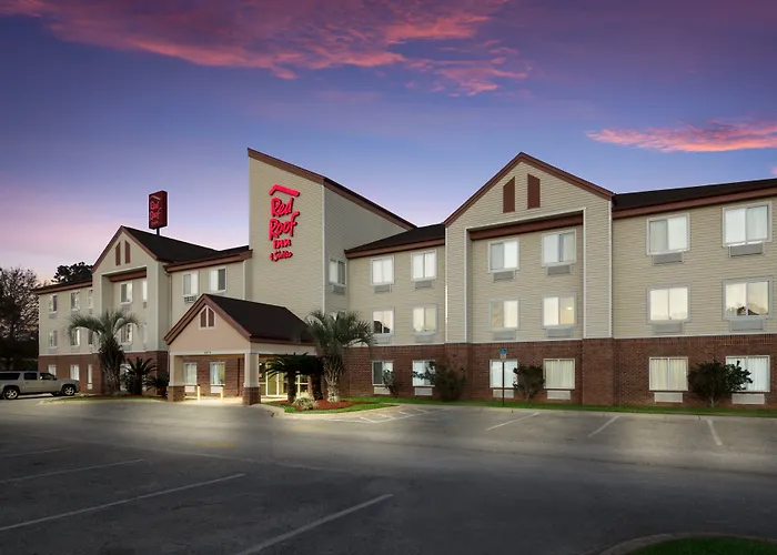 Red Roof Inn & Suites Pensacola East - Milton