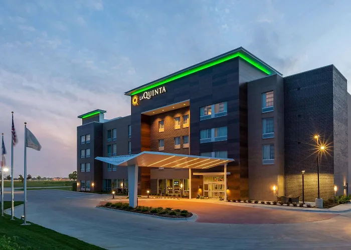 La Quinta By Wyndham Altoona Des Moines Hotel