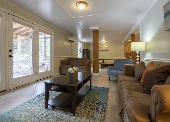 Blackbeard'S Lodge Ocracoke