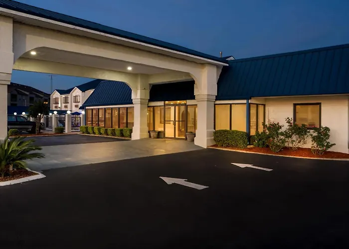 Days Inn By Wyndham Troy