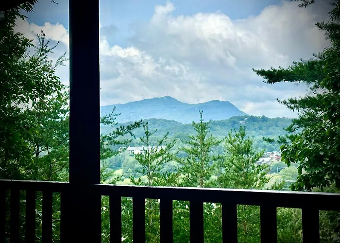 Bluff Mountain View Villa Pigeon Forge